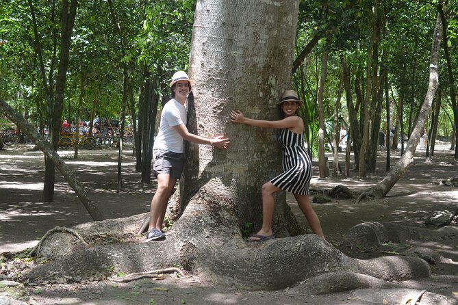 TULUM 4x1 : Archaeological Site, Cenote, 5th Avenue and lunch - Mayan buffet lunch: good value, uncertain timing