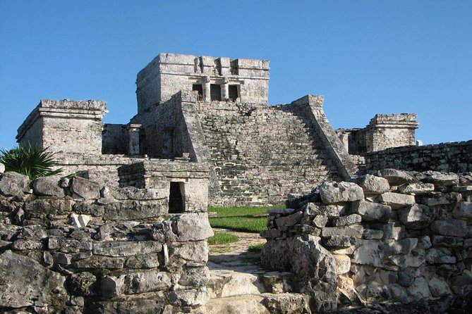 Tulum Akumal Snorkel Tour and 4 Cenotes Small Group All Fees Incl - Small-group transport and the early start