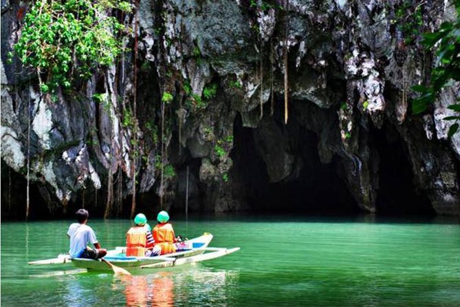 Underground River Day Trip from Puerto Princesa City - What happens inside the 30-minute cave tour