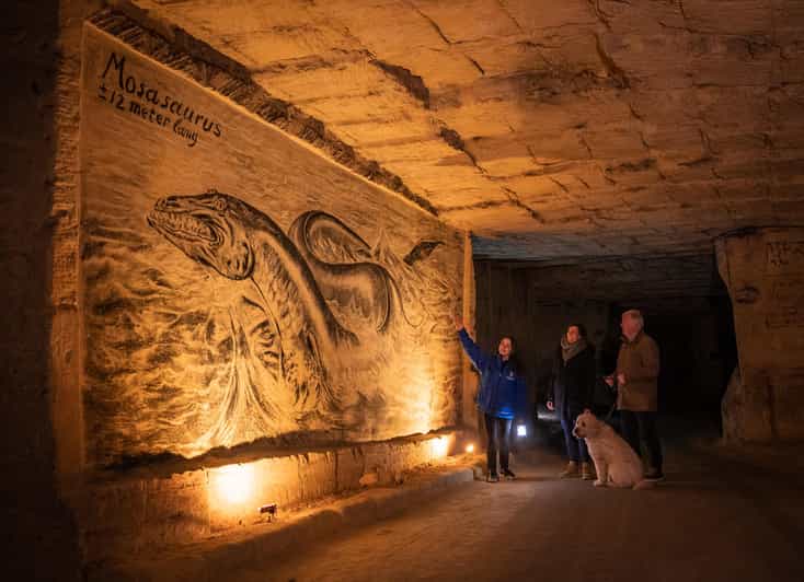 Valkenburg: Municipal Cave Guided Tour - What makes the Gemeentegrot different
