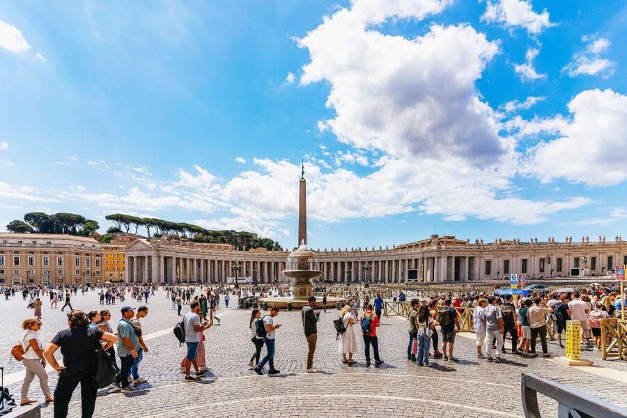 Vatican: St. Peter's Basilica, Square, Grottoes Guided Tour - Inside the Basilica: marble, mosaics, and major artists