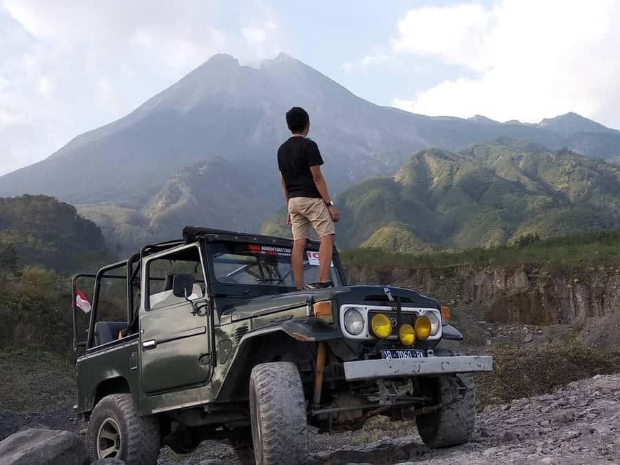 Yogyakarta: Mt. Merapi Sunrise, Jomblang & Pindul Cave Tour - The Jomblang Cave descent