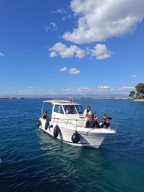 Zadar: Adventure on 6 islands, 3 lagoons, 1 cave, Bio Fruits - Spotting fish and searching for shells