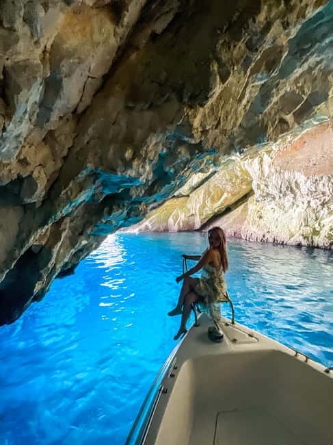 Zakinthos: Shipwreck Beach and Blue Caves Land and Sea Tour - Navagio Viewpoint shows the famous beach from above