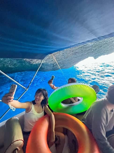 Zakinthos: Shipwreck Beach and Blue Caves Land and Sea Tour - Lunch and the old olive tree add local flavor