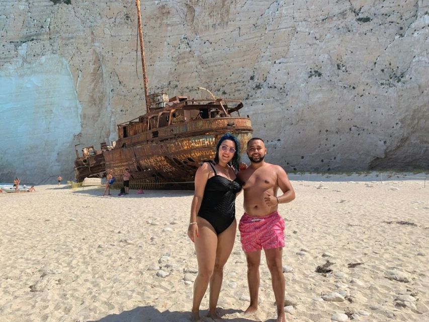 Zakynthos: early morning Shipwreck,Blue Caves and view point - Group size, guiding, and the pace of the day