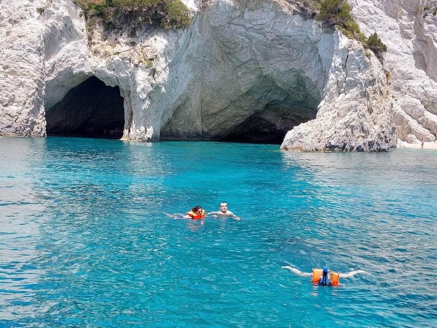 Zakynthos: Half-Day Tour to Turtle Island and Keri Caves - Pickup, minibus, and the road south