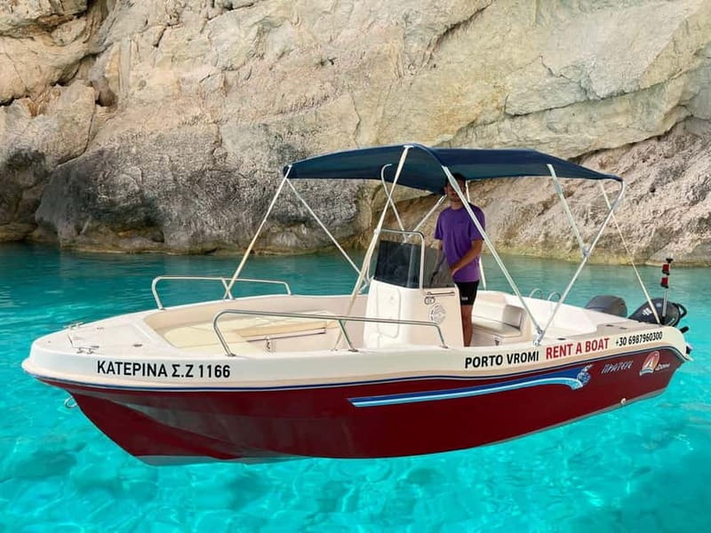 Zakynthos: Shipwreck & Caves Private Boat Tour with Skipper - Two hours or more time on the coast